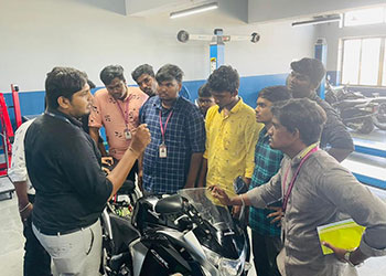 auto-2whe-eve-6 auto-2whe-eve-6